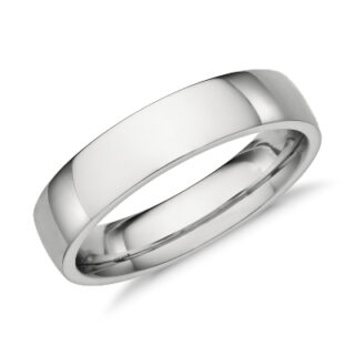 Low Dome Comfort Fit Wedding Ring in Platinum (5mm)