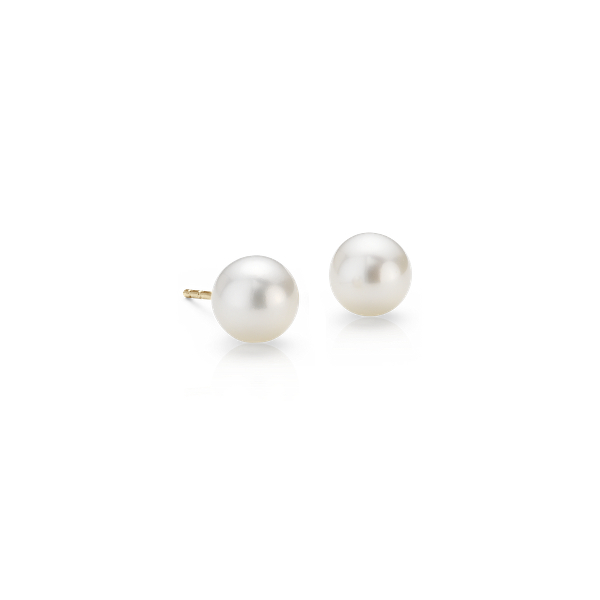 Freshwater Cultured Pearl Stud Earrings in 14k Yellow Gold (6mm) Freshwater Cultured Pearl Stud Earrings in 14k Yellow Gold (6mm)