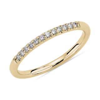 Petite Micropavé Diamond Wedding Ring in 14k Yellow Gold (1/10 ct. tw.)