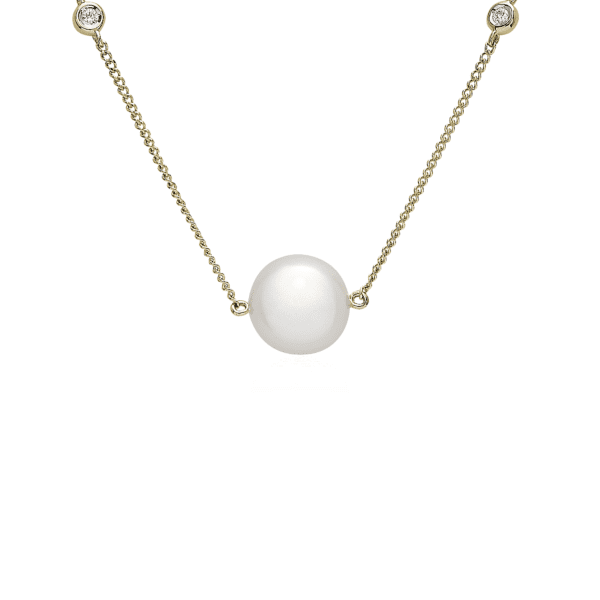 White Freshwater Pearl and Diamond Necklace in 14k Yellow Gold (8.5-9 mm)
