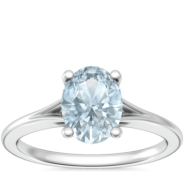 Petite Split Shank Solitaire Engagement Ring with Oval Aquamarine in 18k White Gold (8x6mm)