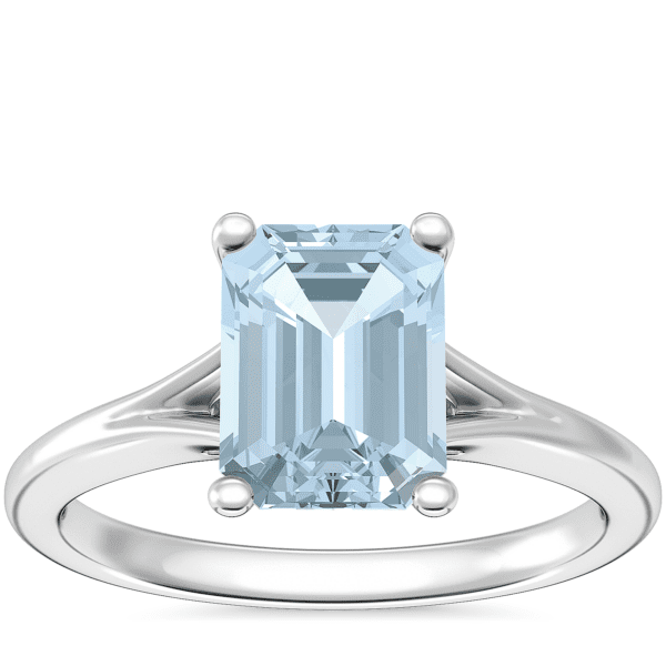 Petite Split Shank Solitaire Engagement Ring with Emerald-Cut Aquamarine in 18k White Gold (8x6mm)